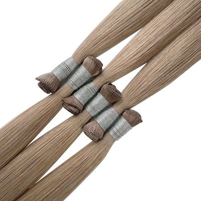 24 pulgadas brasileña Remy cutícula alineada cabello recto atado con las manos extensiones de trama delgada suave
