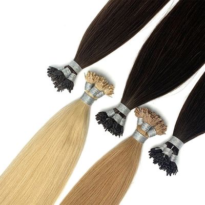 Los extremos gruesos de la cutícula doblemente dibujados, el cabello virgen pre-enlazado con queratina y la punta del cabello humano.